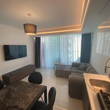 Apartman Grand Sapphire Casino And Residents Trikomo